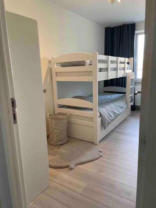 Residentie Piccadilly 2 Slpk Te Oostende, 4 Tot 5 Pers, Met Terras Ostend